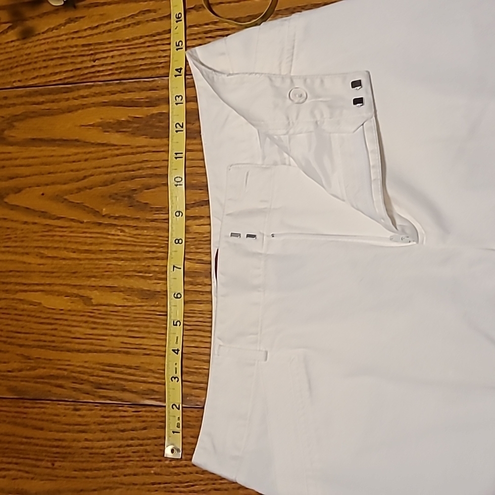 212 Collection White Strtech Capri Pants - Picture 5 of 8